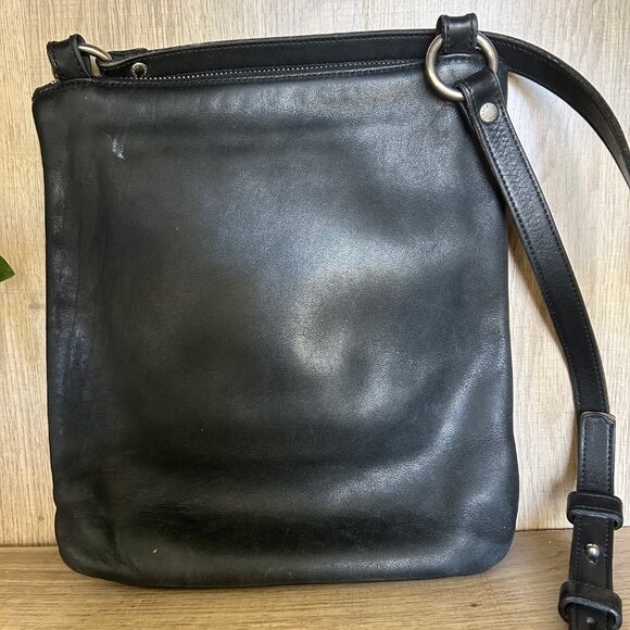 COACH Shoulder Bag Leather Black 9457 Crossbody Adjustable Strap Silver Hardware - Picture 1 of 14